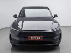 Tesla Model Y Long Range All-Wheel Drive Launch Edition - ფოტო 3