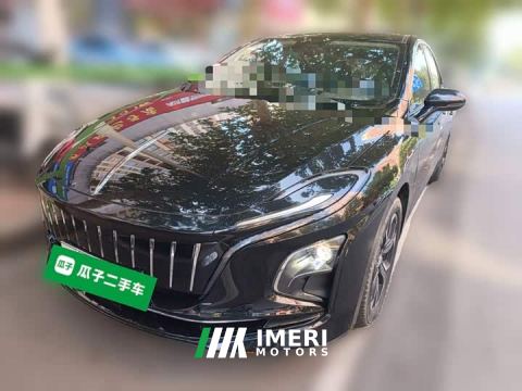 2023 FAW Red Flag E-QM5 Base Commute Edition - автомобиль из Китая