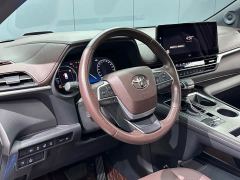 Toyota Sienna 2.5L Hybrid Platinum Edition - photo 10