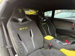 Lamborghini Huracán STO - photo 11
