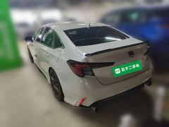 Honda Envision 240TURBO Manual Exclusive Edition - ფოტო 4