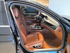 BMW 7 Series M760Li xDrive V12 Luxury Package - ფოტო 13