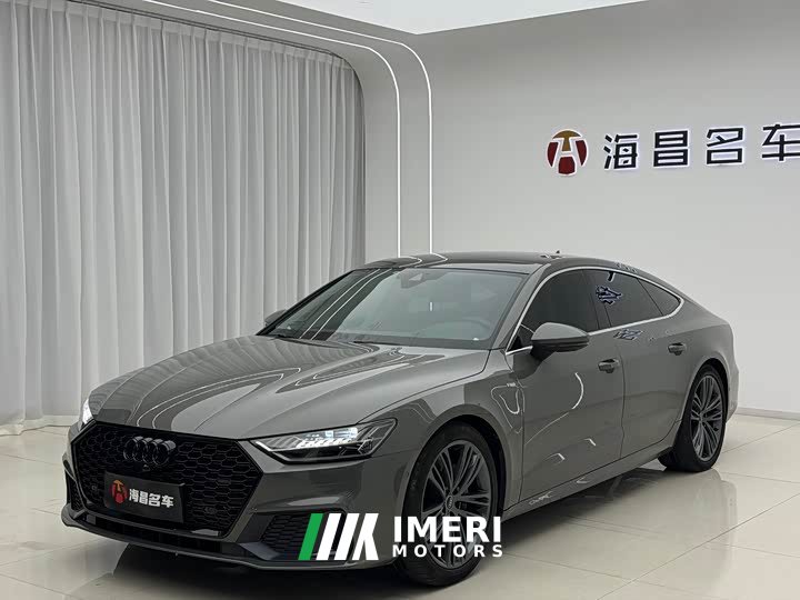 Audi A7 45 TFSI Version