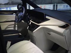 Buick GL8 Avenir Four-Seat Premium Edition - фото 2