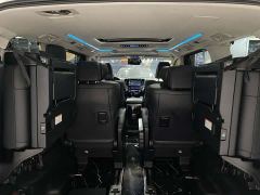 Toyota Vellfire Dual Engine 2.5L HV Luxury - ფოტო 12