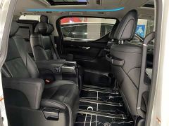 Toyota Vellfire Dual Engine 2.5L HV Luxury - ფოტო 15