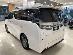Toyota Vellfire Dual Engine 2.5L HV Luxury - ფოტო 6