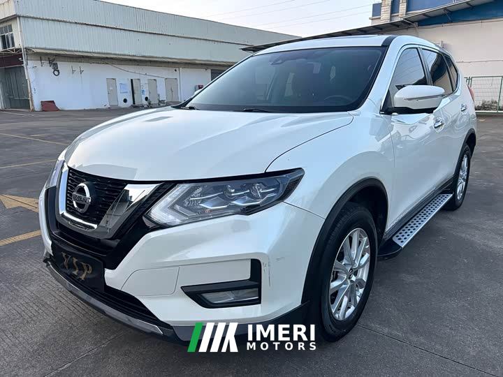 Nissan Qashqai 2.0L XL ITS CVT 2WD Smart Comfort Edition - car from China