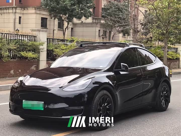Tesla Model Y Standard Range RWD - car from China