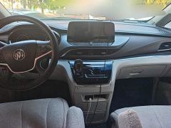 Buick GL8 Land Business Class 652T Luxury - ფოტო 12