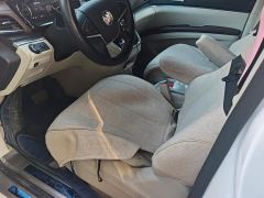 Buick GL8 Land Business Class 652T Luxury - ფოტო 9