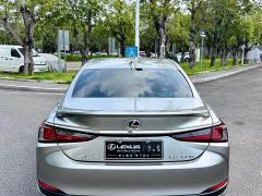 Lexus ES 300h Elite Edition National V Emission Standard - ფოტო 3