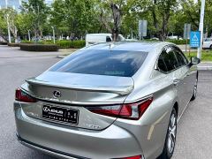 Lexus ES 300h Elite Edition National V Emission Standard - ფოტო 4