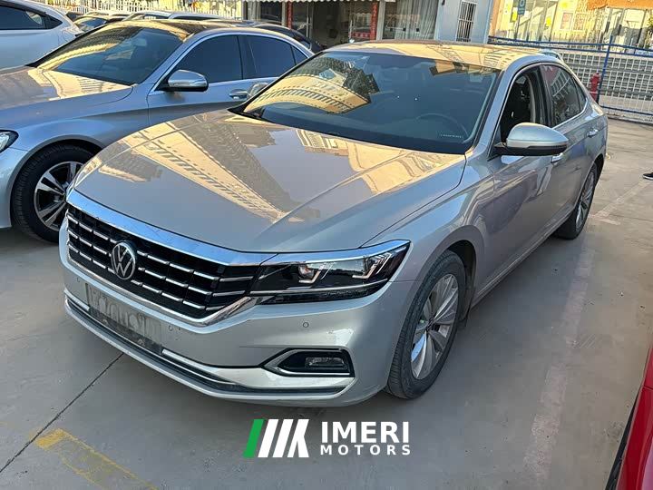 Volkswagen Passat 330TSI Elite - ავტომობილი ჩინეთიდან