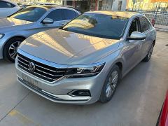 Volkswagen Passat 330TSI Elite - ფოტო 1