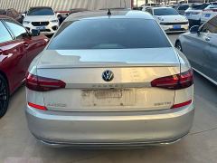 Volkswagen Passat 330TSI Elite - ფოტო 4
