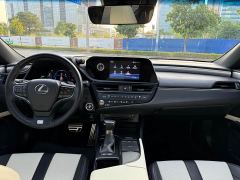 Lexus ES 300h F SPORT - фото 11