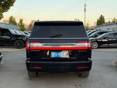 Lincoln Navigator Presidential Series 3.5T - photo 3