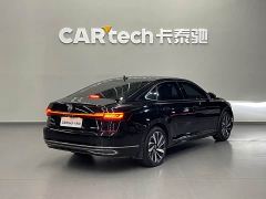 Volkswagen Passat Outstanding Edition 380TSI Dragon Ascendant Version - ფოტო 4