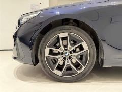 BMW 5 Series 530Li Premier Luxury Package - photo 4