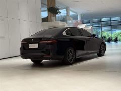 BMW 5 Series 530Li Premier Luxury Package - photo 7