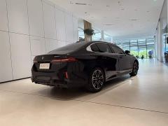 BMW 5 Series 530Li Premier M Sport Package - ფოტო 6