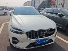 Volvo XC60 B5 AWD Ultimate Luxury - photo 2