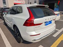 Volvo XC60 B5 AWD Ultimate Luxury - photo 4