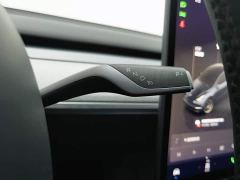 Tesla Model Y Rear-Wheel Drive - ფოტო 13