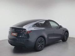 Tesla Model Y Rear-Wheel Drive - ფოტო 2
