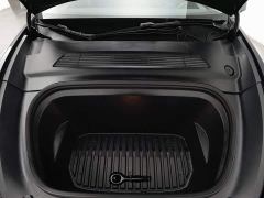 Tesla Model Y Rear-Wheel Drive - ფოტო 6
