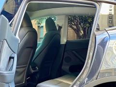 Tesla Model Y Rear-Wheel Drive - ფოტო 19