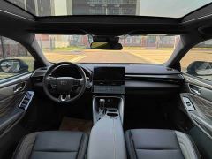 Toyota Avalon Hybrid 2.0L Luxury - ფოტო 11