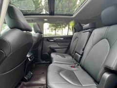 Toyota Highlander Hybrid 2.5L AWD Premium 7-Seater - photo 10