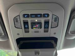Toyota Highlander Hybrid 2.5L AWD Premium 7-Seater - photo 16