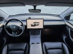 Tesla Model Y Rear-Wheel Drive - ფოტო 3