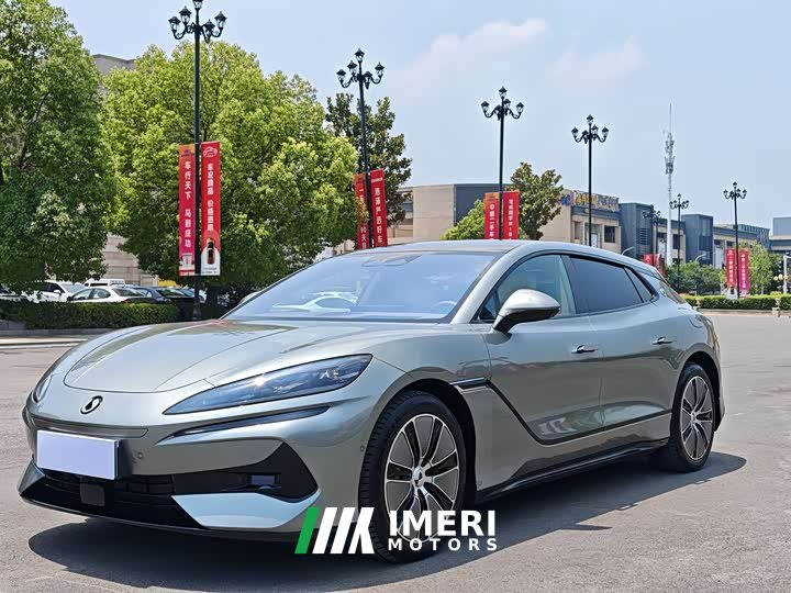 Denza Z9GT 2024 1100 four-wheel drive Max version
