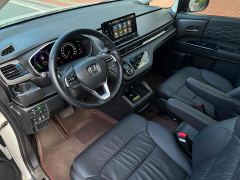 Honda Odyssey 2.0L e:HEV Luxury - photo 8
