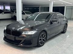 BMW 5 Series (Import) Facelift II 530i Stylish Edition M Sport Package - ფოტო 1