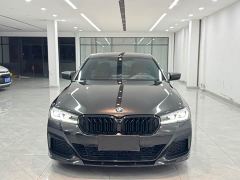 BMW 5 Series (Import) Facelift II 530i Stylish Edition M Sport Package - ფოტო 2