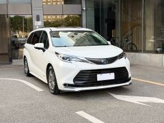 Toyota Sienna 2.5L Hybrid Comfort Edition - photo 3