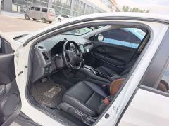 Honda Vezel 1.5L CVT Luxury - ფოტო 10