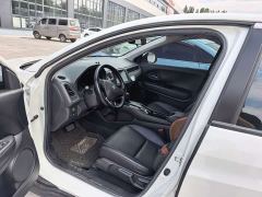 Honda Vezel 1.5L CVT Luxury - ფოტო 11