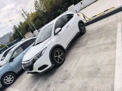 Honda Vezel 1.5L CVT Luxury - ფოტო 2