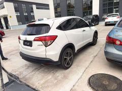 Honda Vezel 1.5L CVT Luxury - ფოტო 7