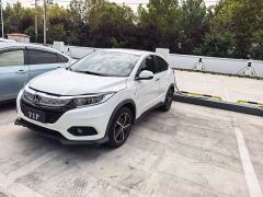 Honda Vezel 1.5L CVT Luxury - ფოტო 8