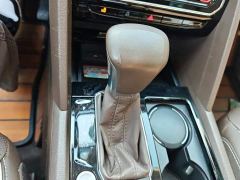 Volkswagen Viloran 380TSI Prestige - ფოტო 16