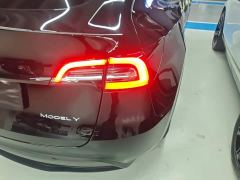 Tesla Model Y Standard Range RWD - ფოტო 7