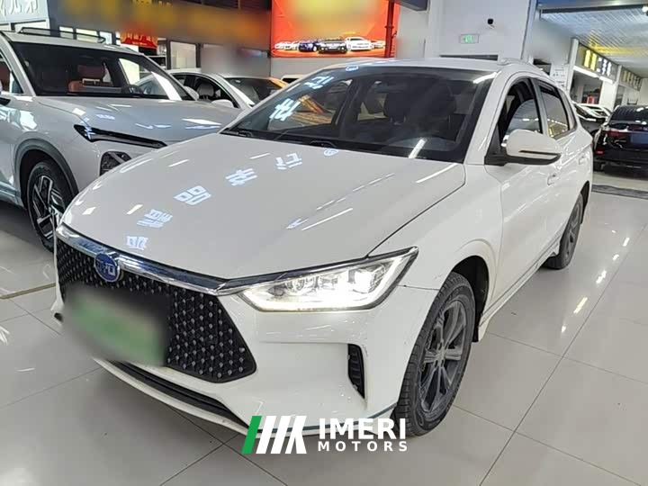 BYD e2 Luxury - ავტომობილი ჩინეთიდან