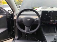 Tesla Model Y Standard Range RWD - ფოტო 10